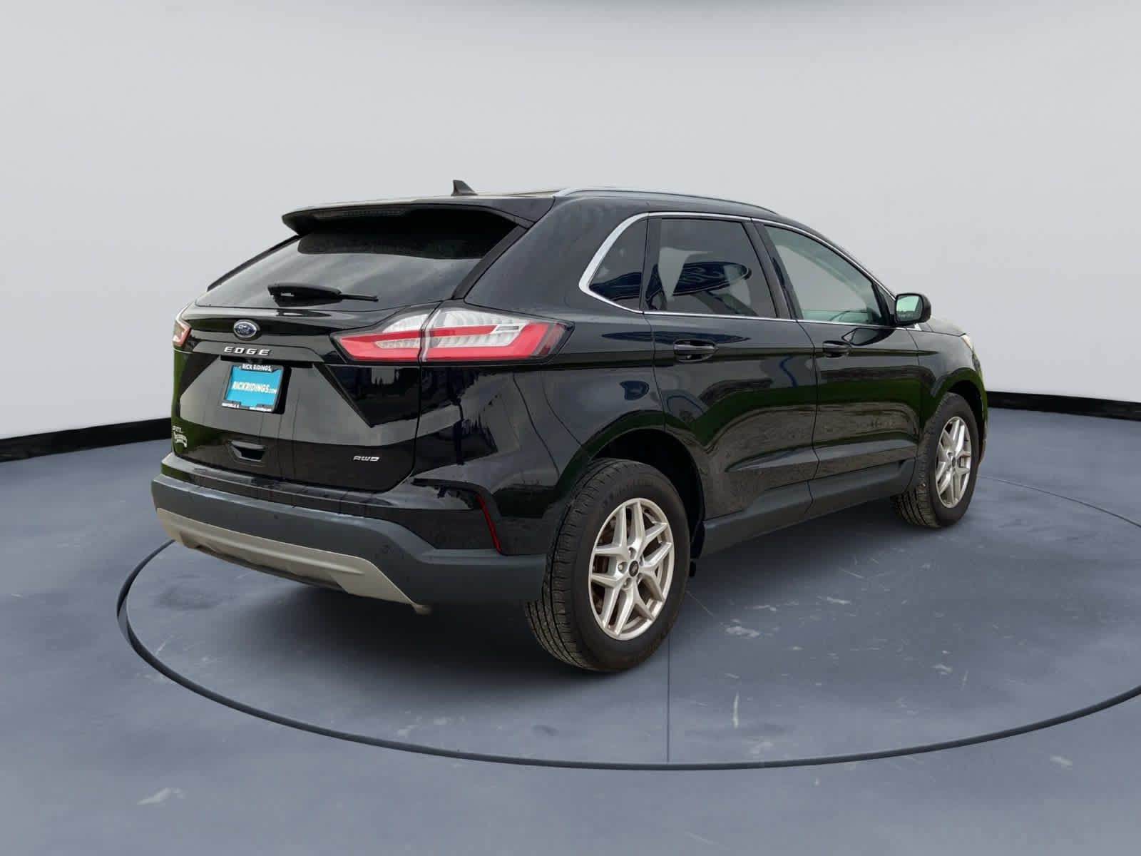 Used 2024 Ford Edge SEL w/ Convenience Package AWD/4WD image 5