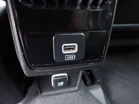 Used 2025 Jeep Compass Trailhawk AWD/4WD image 10