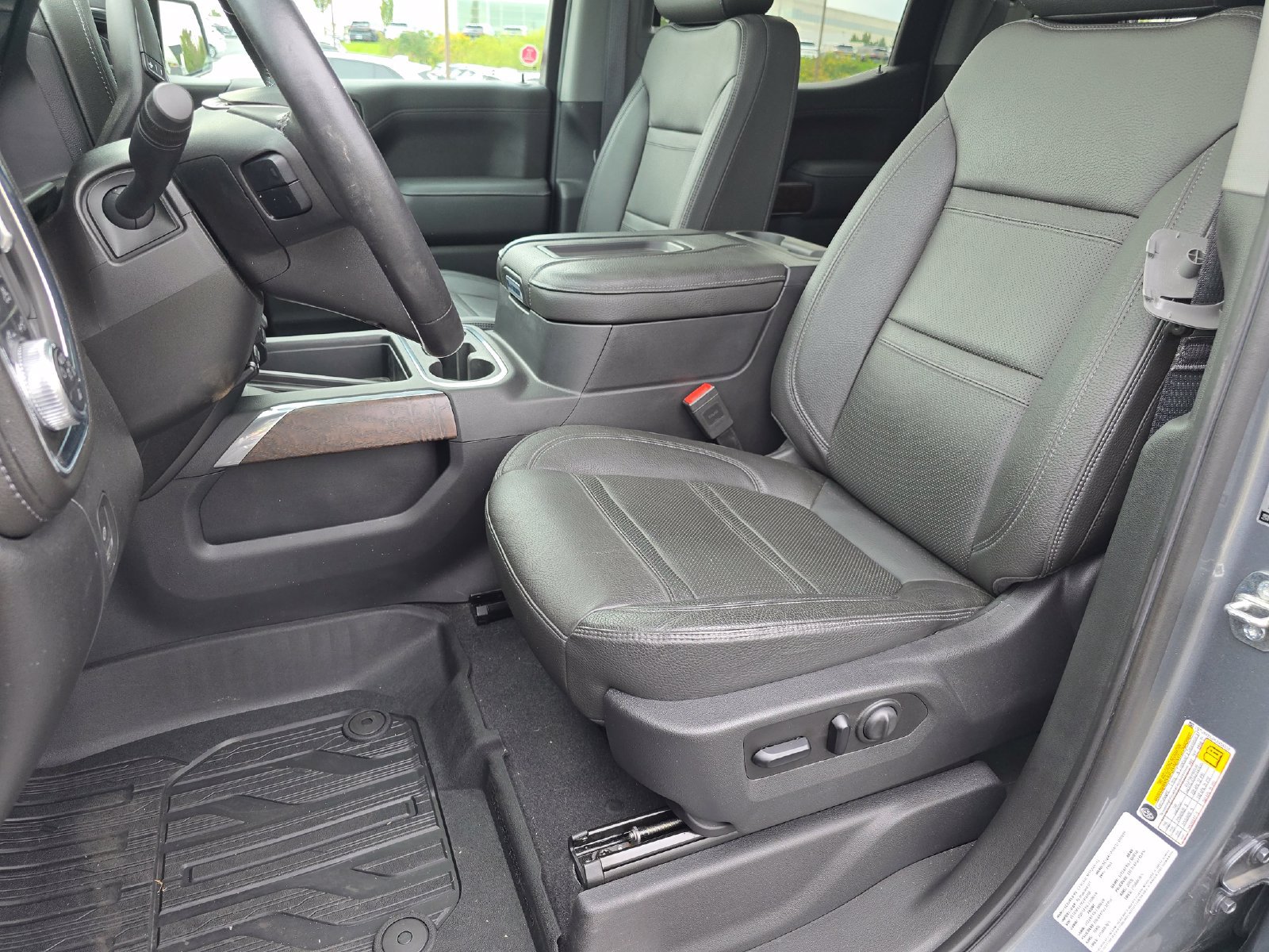 Used 2019 GMC Sierra 1500 Denali w/ Trailer Camera Package AWD/4WD image 17