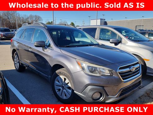 Used 2019 Subaru Outback 2.5i Premium image 1
