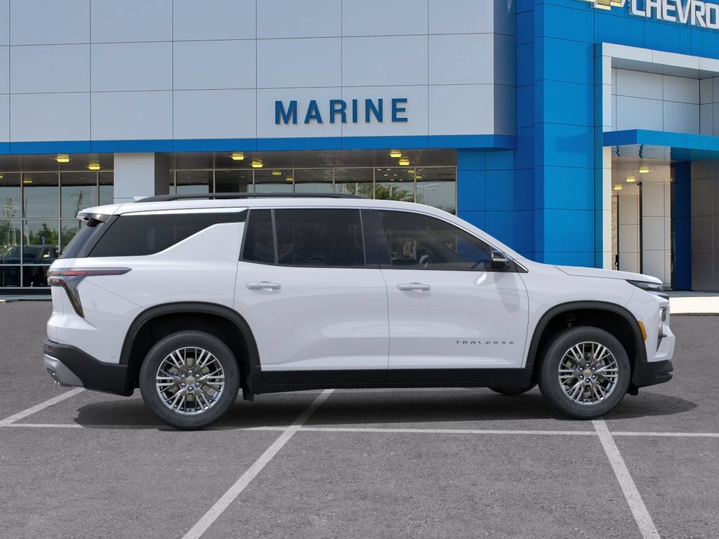 New 2027 Chevrolet Traverse LT w/ Driver Confidence Package FWD image 5