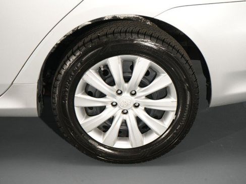 Used 2013 Toyota Corolla LE FWD image 26