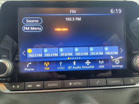 Used 2021 Nissan Sentra SR FWD image 25