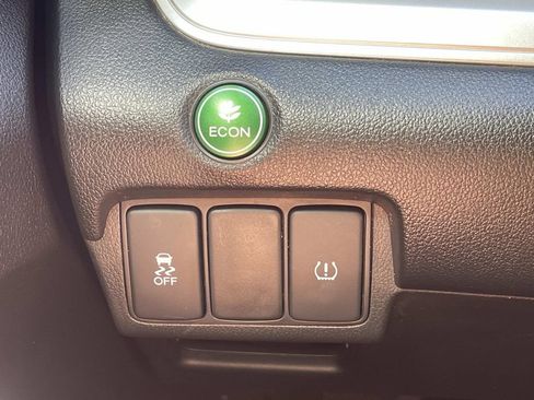 Used 2016 Honda CR-V SE image 19