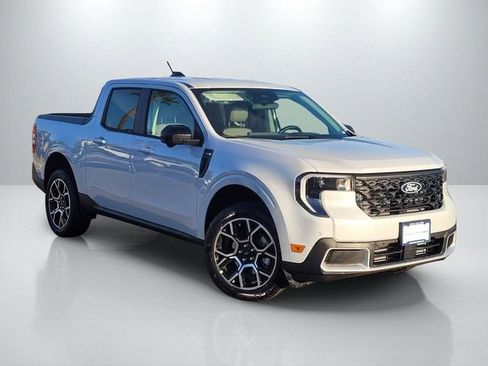 New 2025 Ford Maverick Lariat image 1