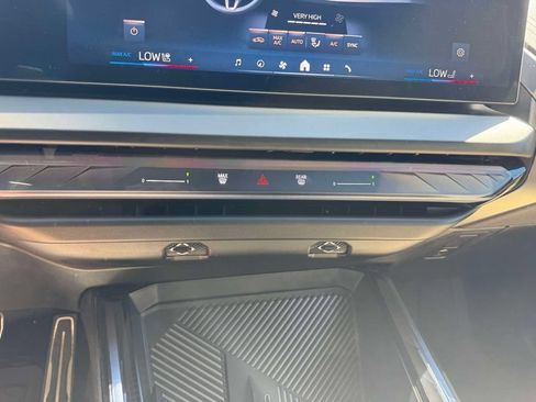 Certified 2026 BMW X3 xDrive30i w/ Premium Package AWD/4WD image 13