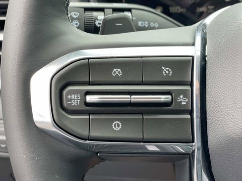 New 2026 GMC Terrain Denali w/ LPO, Black Badging Package AWD/4WD image 11