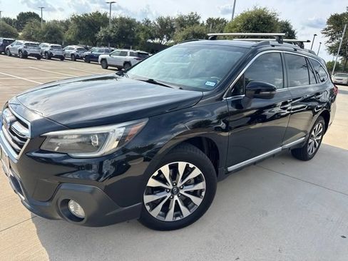 Used 2019 Subaru Outback 2.5i Touring AWD/4WD image 6