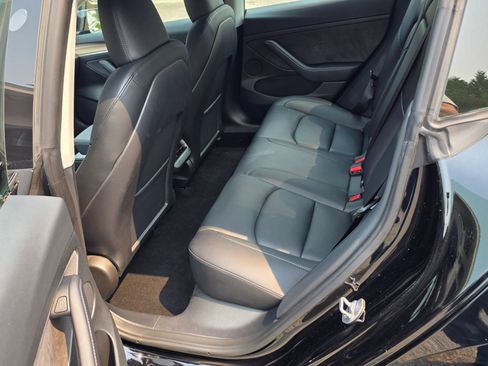 Used 2023 Tesla Model 3 Standard Range RWD image 11