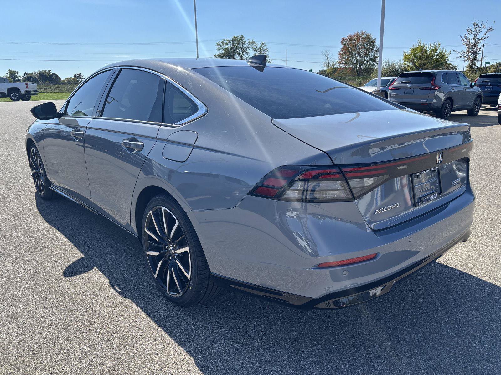 Used 2025 Honda Accord Touring image 3