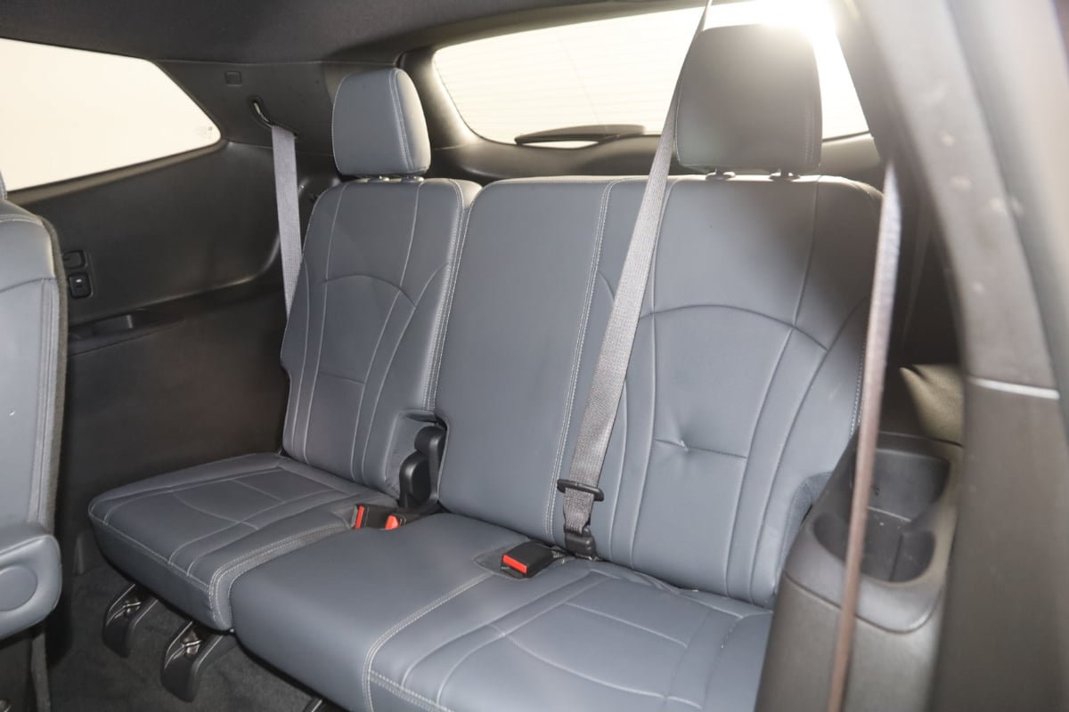 Used 2024 Buick Enclave Premium FWD image 36