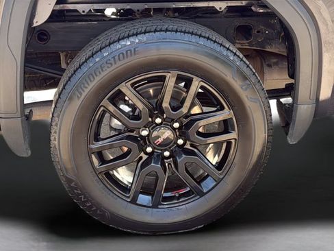 Used 2025 GMC Sierra 1500 Elevation AWD/4WD image 22