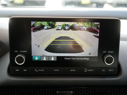 Used 2025 Honda HR-V LX image 27