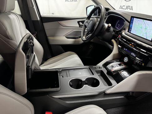 Certified 2026 Acura MDX FWD w/ Technology Package image 33