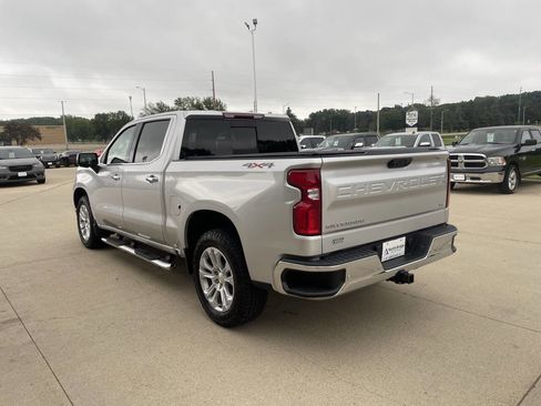 Used 2022 Chevrolet Silverado 1500 LTZ w/ LTZ Convenience Package II image 3
