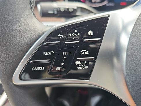 Certified 2026 Mercedes-Benz GLC 300 image 17