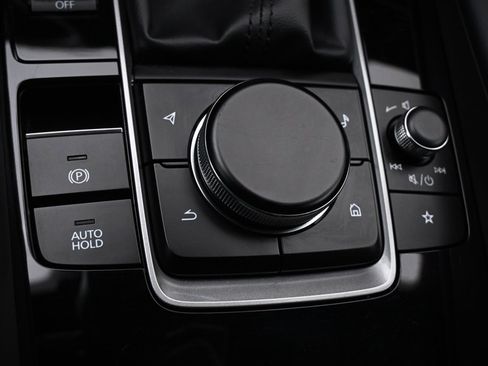 Certified 2025 MAZDA MAZDA3 s Sport image 32