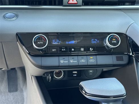 New 2026 Hyundai Elantra Blue image 30