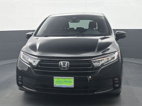 Certified 2023 Honda Odyssey Sport image 3
