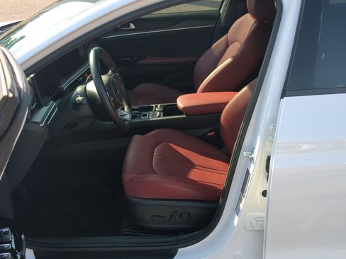 Certified 2025 Kia K5 GT-Line w/ GT-Line Premium Package FWD image 11
