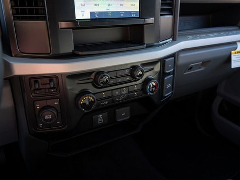 New 2026 Ford F250 XL w/ STX Appearance Package AWD/4WD image 25