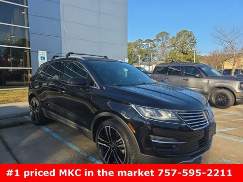 Used 2017 Lincoln MKC Reserve image 1
