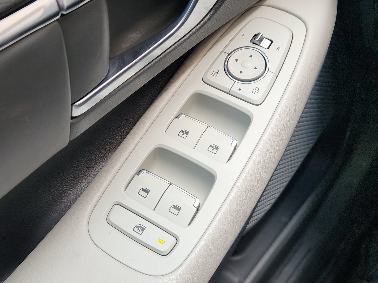 Used 2023 Hyundai Sonata SEL w/ Convenience Package FWD image 21
