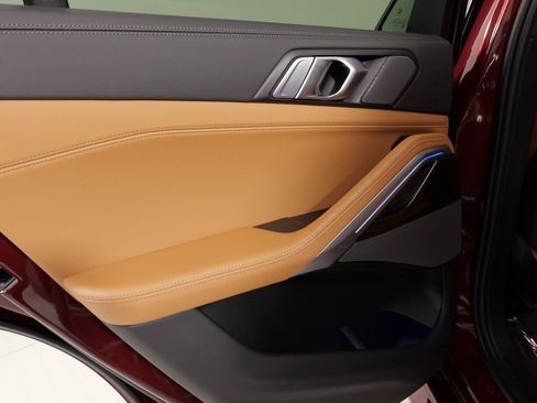 Used 2025 BMW X6 xDrive40i image 35