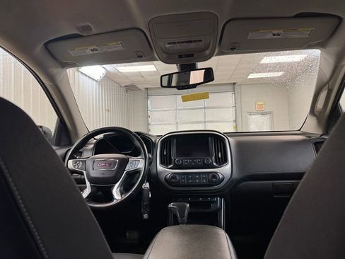 Used 2016 GMC Canyon SLE image 22