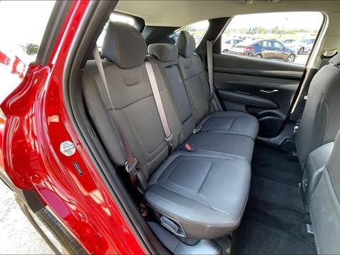 Certified 2026 Hyundai Tucson SE FWD image 29