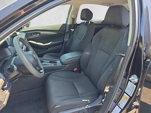 Used 2023 Honda Accord EX image 14
