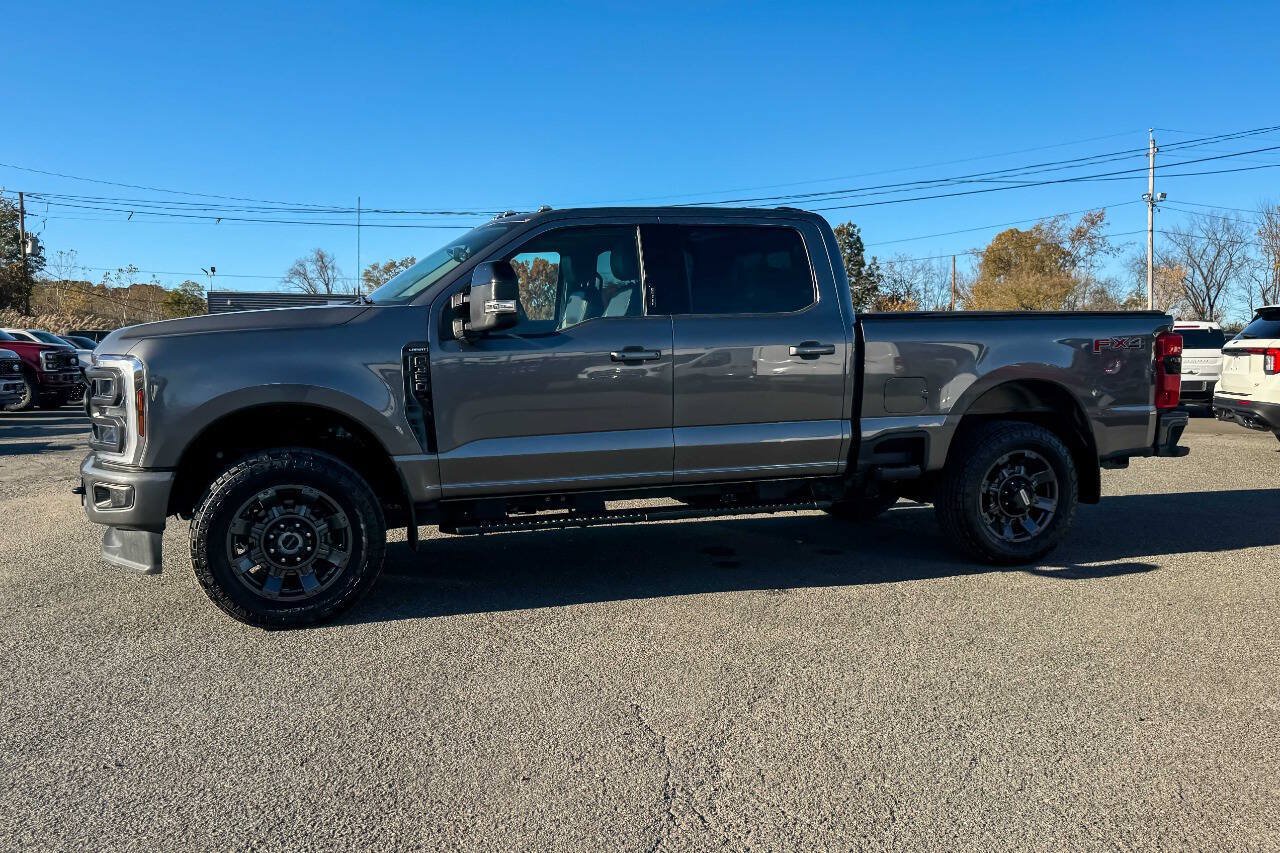 Used 2024 Ford F350 Lariat w/ Sport Appearance Package AWD/4WD image 6