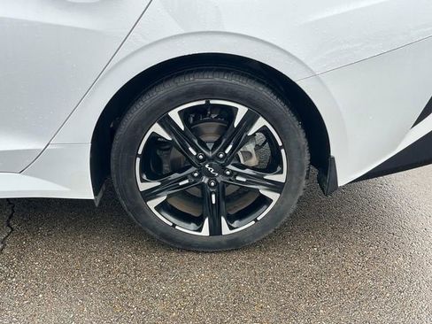 Used 2022 Kia K5 GT-Line image 15