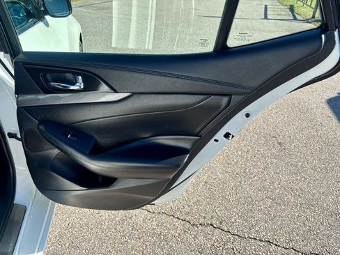 Used 2017 Nissan Maxima 3.5 S image 16