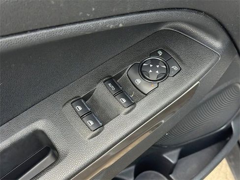 Used 2019 Ford EcoSport SE image 16