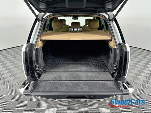 Used 2025 Land Rover Range Rover SE AWD/4WD image 45