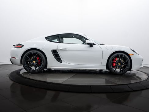 Certified 2017 Porsche 718 Cayman S image 8