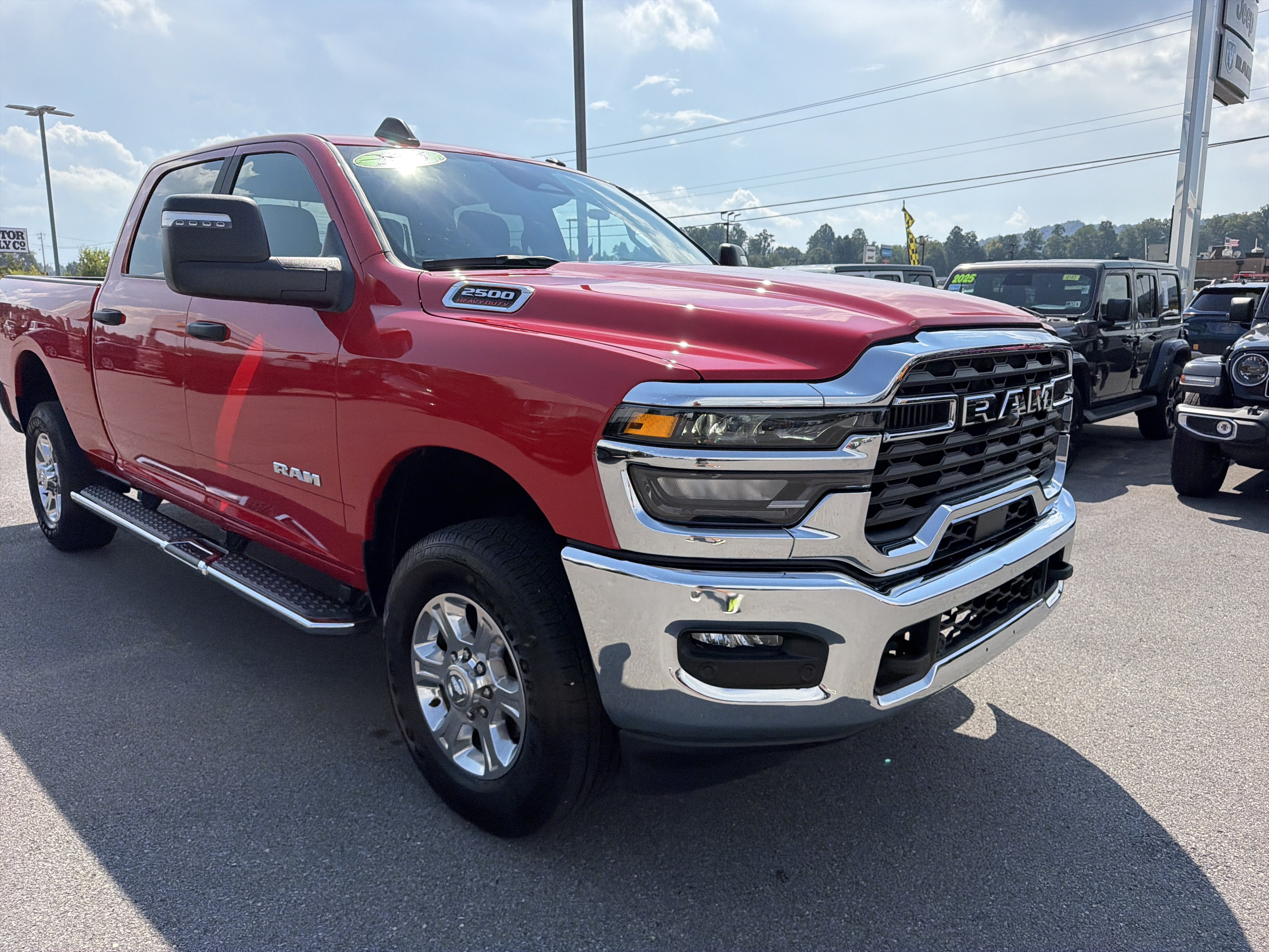 Used 2026 RAM 2500 Big Horn AWD/4WD image 3