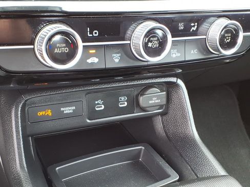 Used 2025 Honda Civic Sport image 28