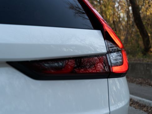 Certified 2025 Honda CR-V LX image 13