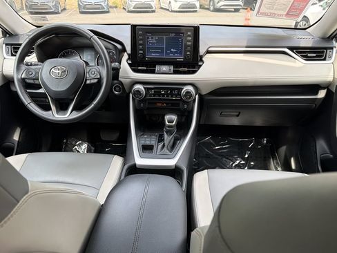 Used 2021 Toyota RAV4 XLE Premium AWD/4WD image 11