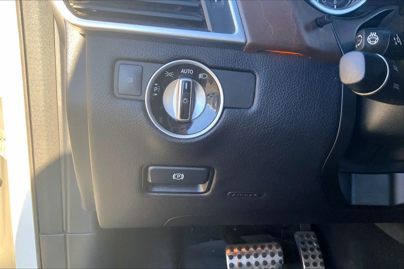 Used 2015 Mercedes-Benz ML 400 4MATIC image 35