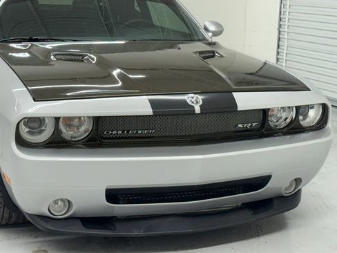 Used 2008 Dodge Challenger SRT8 image 10