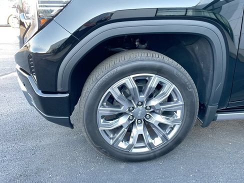 Certified 2026 GMC Sierra 1500 Denali w/ Denali Reserve Package AWD/4WD image 8