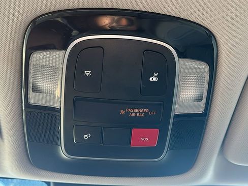 Certified 2025 Hyundai Sonata SEL image 30