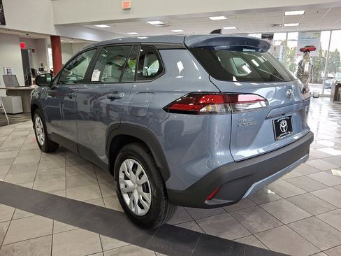 New 2026 Toyota Corolla Cross L image 3