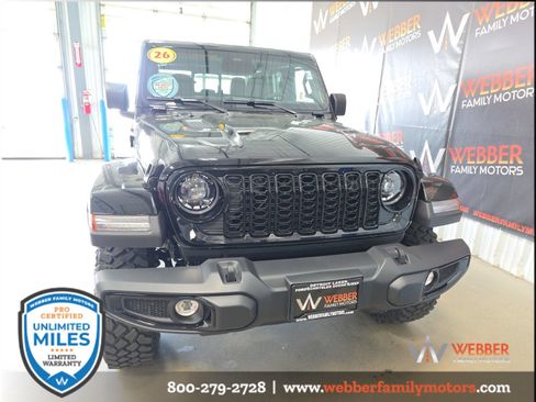 New 2026 Jeep Gladiator Sport AWD/4WD image 2