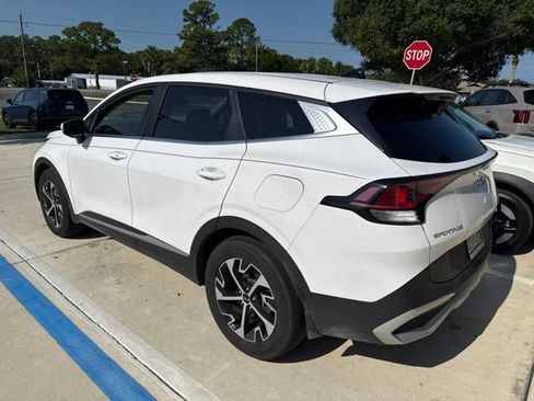 Certified 2025 Kia Sportage EX FWD image 5