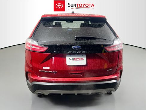 Used 2023 Ford Edge Titanium image 5