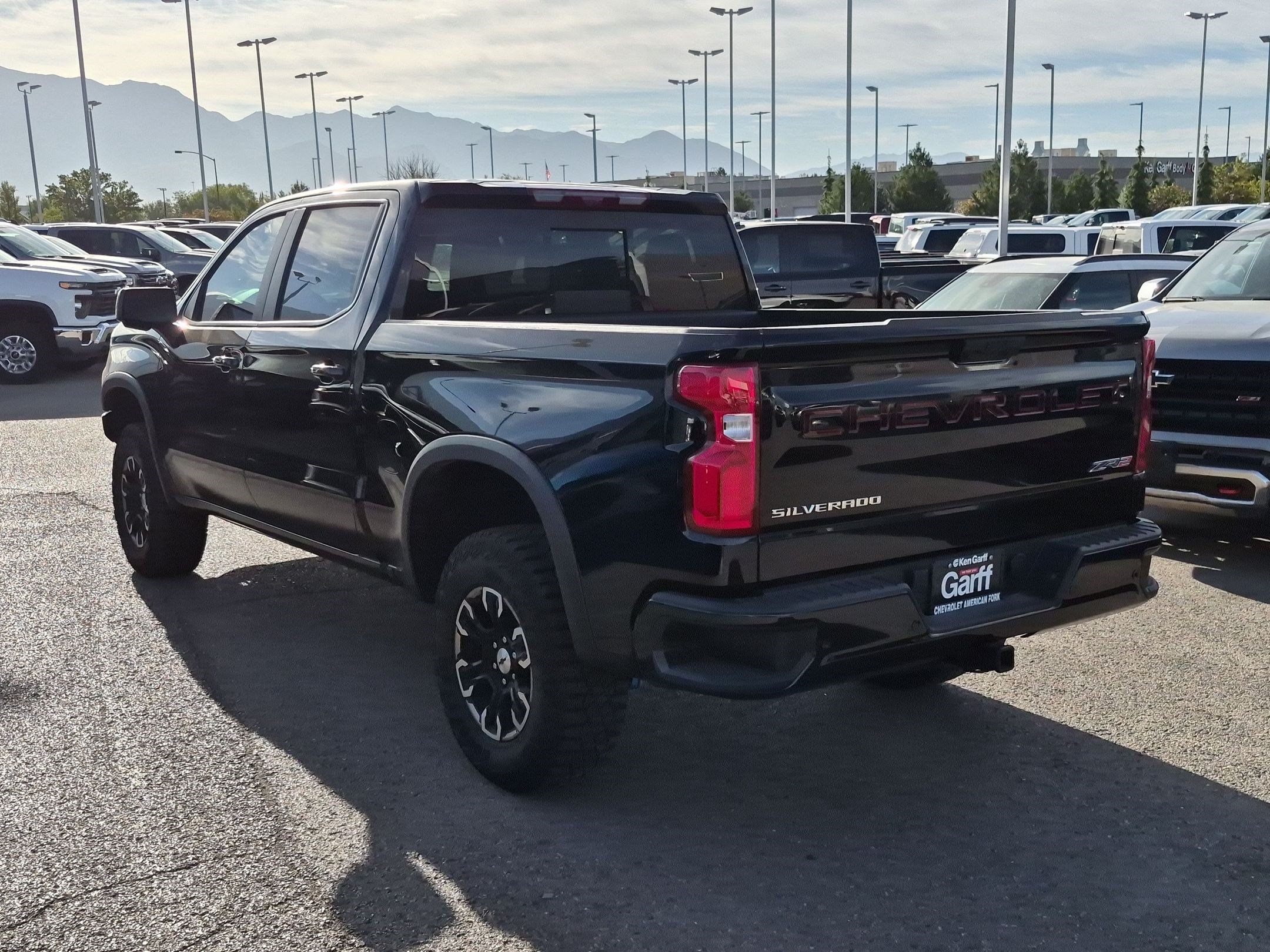 Used 2025 Chevrolet Silverado 1500 ZR2 w/ Technology Package AWD/4WD image 5